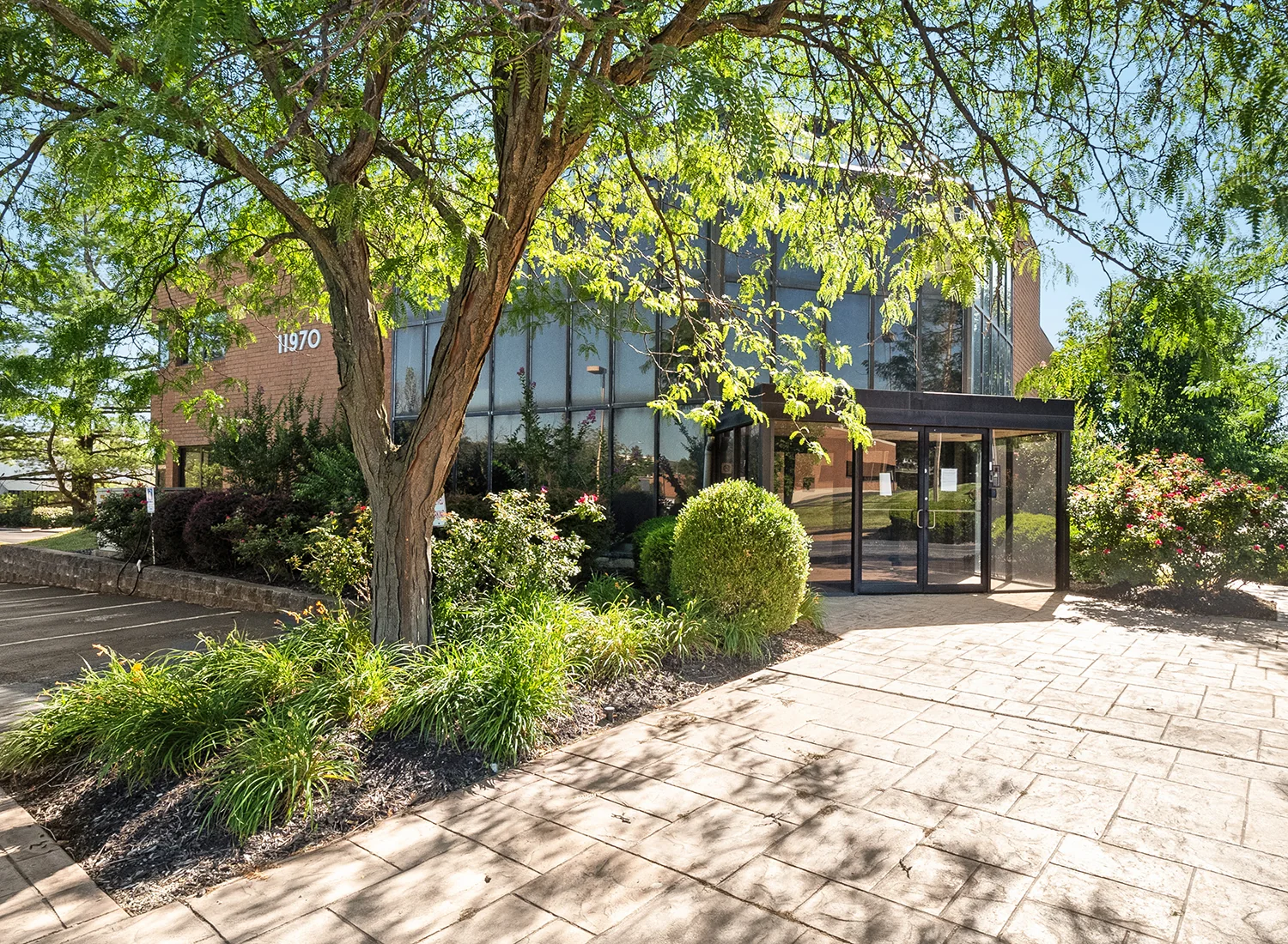 Borman Building — Sale in St Louis, MO, photo 2 of 8