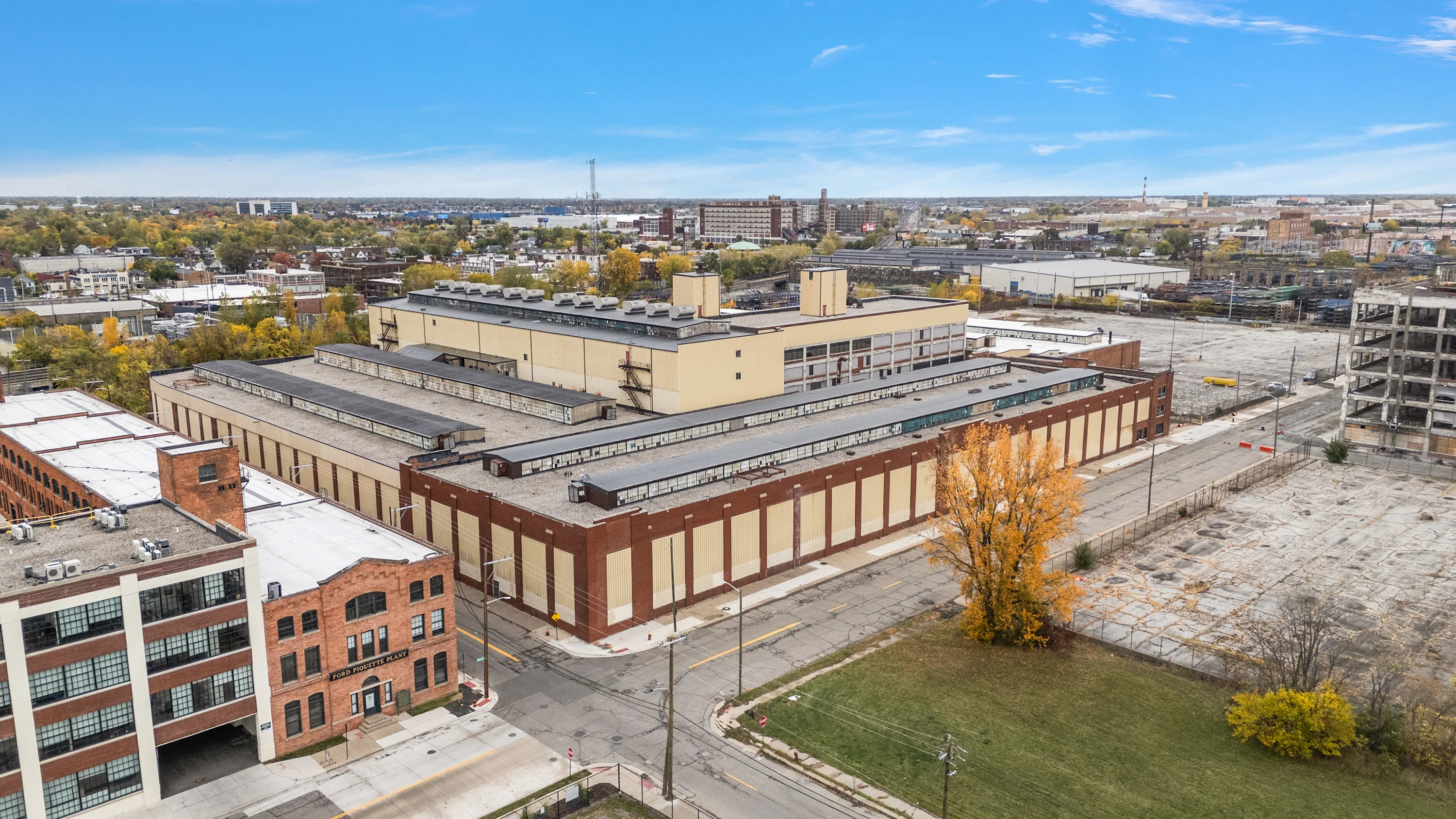 601 Piquette St — Sale in Detroit, MI, photo 1 of 1