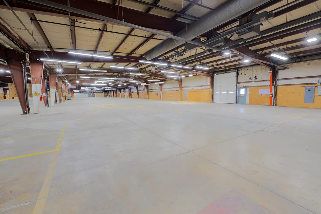 1855 Harrington Memorial Rd - photo 5 - Mansfield, OH