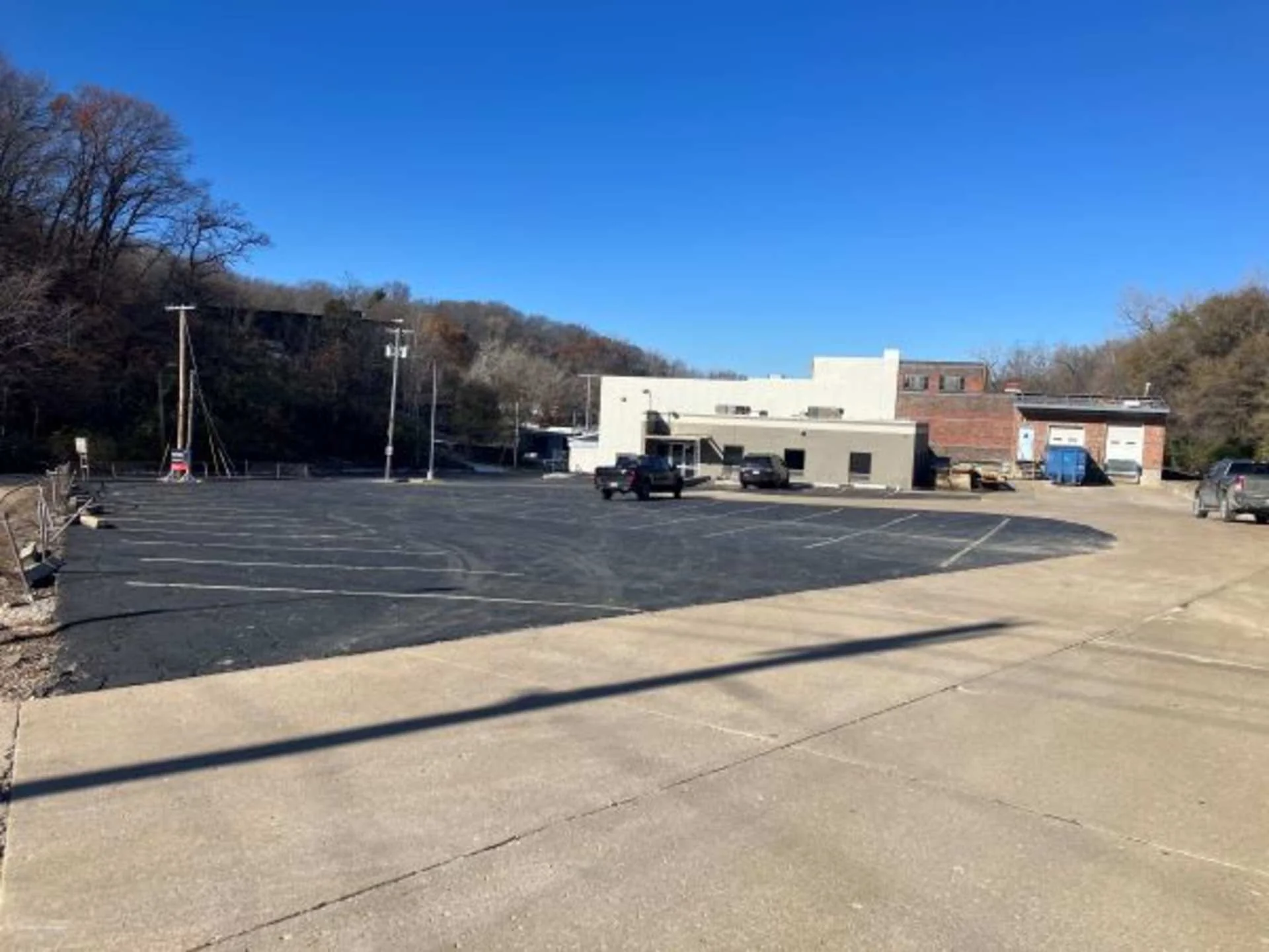 Bradco Supply — Sale in Kansas City, MO, photo 2 of 4