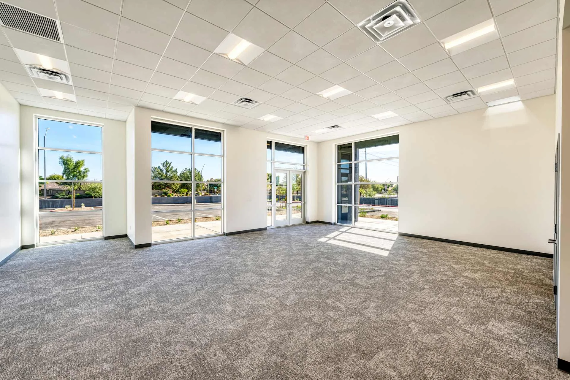 Summit at Surprise - Bldg A — Lease in Surprise, AZ, photo 3 of 5