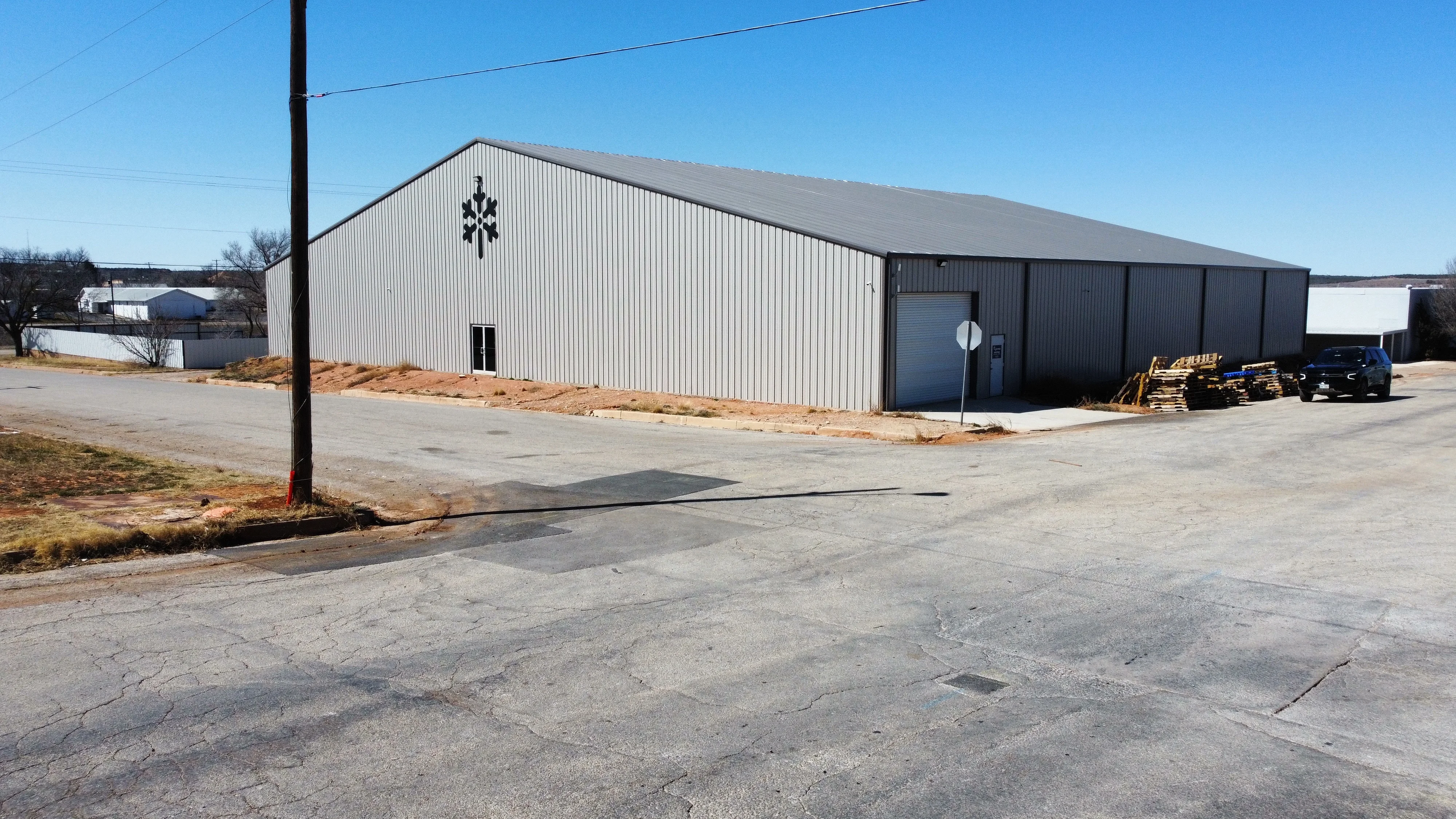 300 W 3rd St