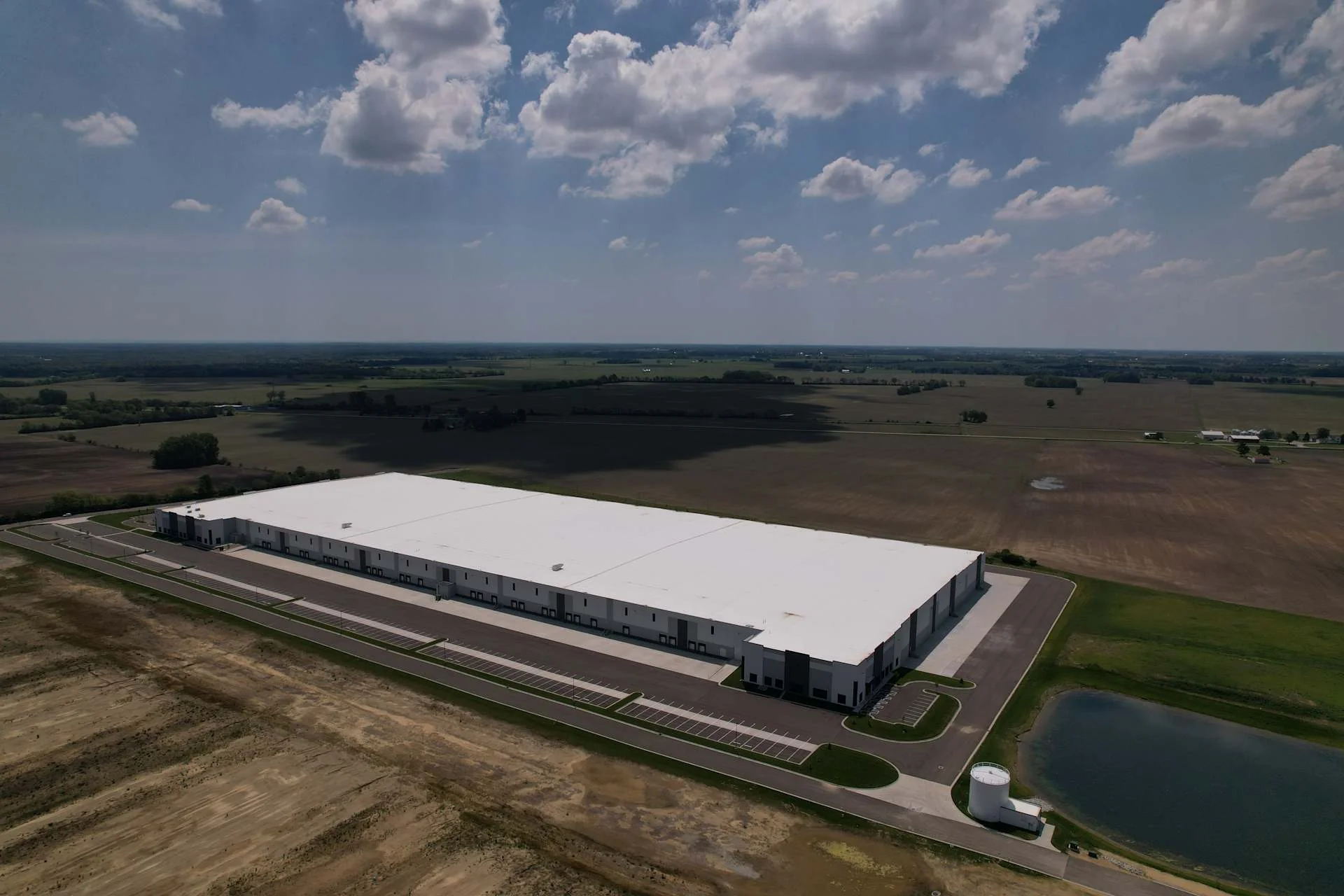 1050 Gateway Dr - Bldg 3 — Lease in West Jefferson, OH, photo 1 of 3