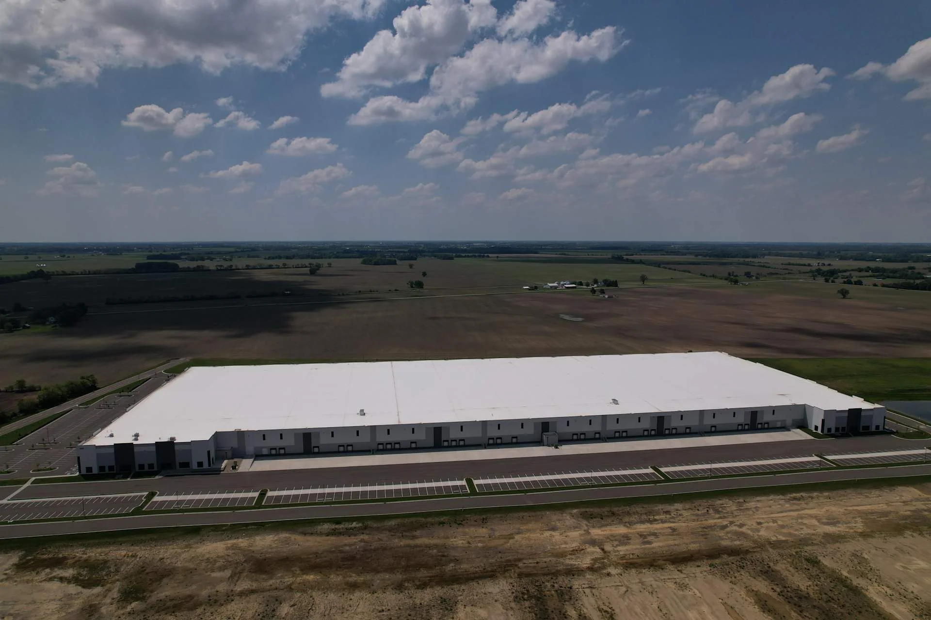 1050 Gateway Dr - Bldg 3 — Lease in West Jefferson, OH, photo 2 of 3
