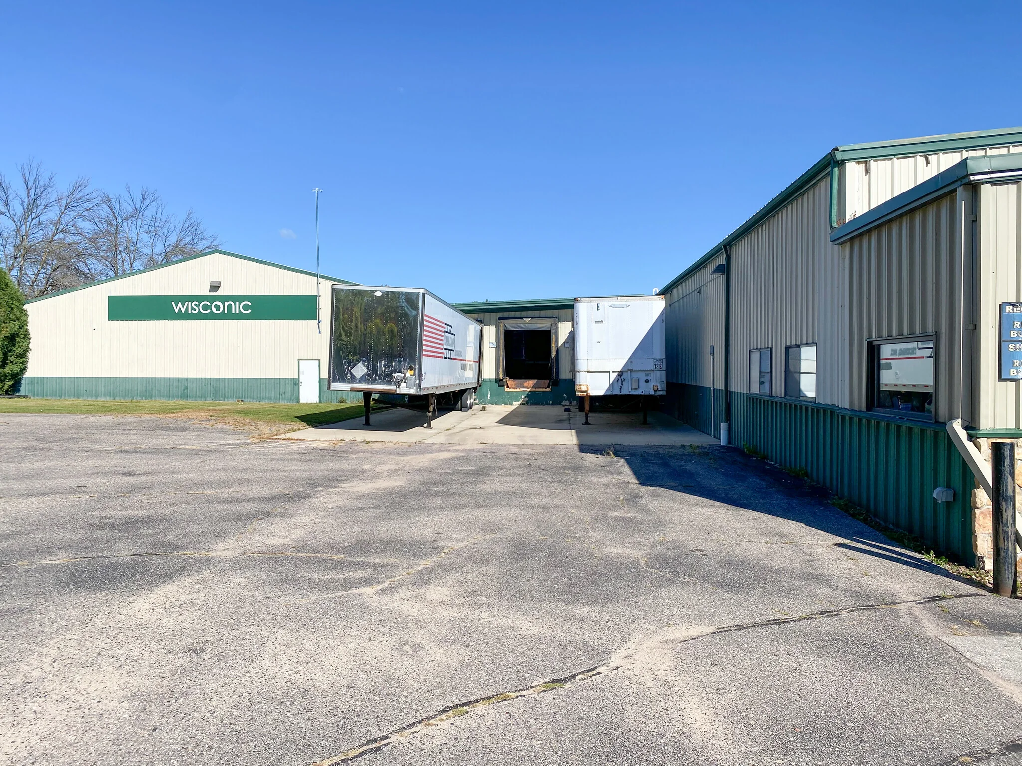 101 Juneau St & 301 2nd St - industrial in Elroy, WI
