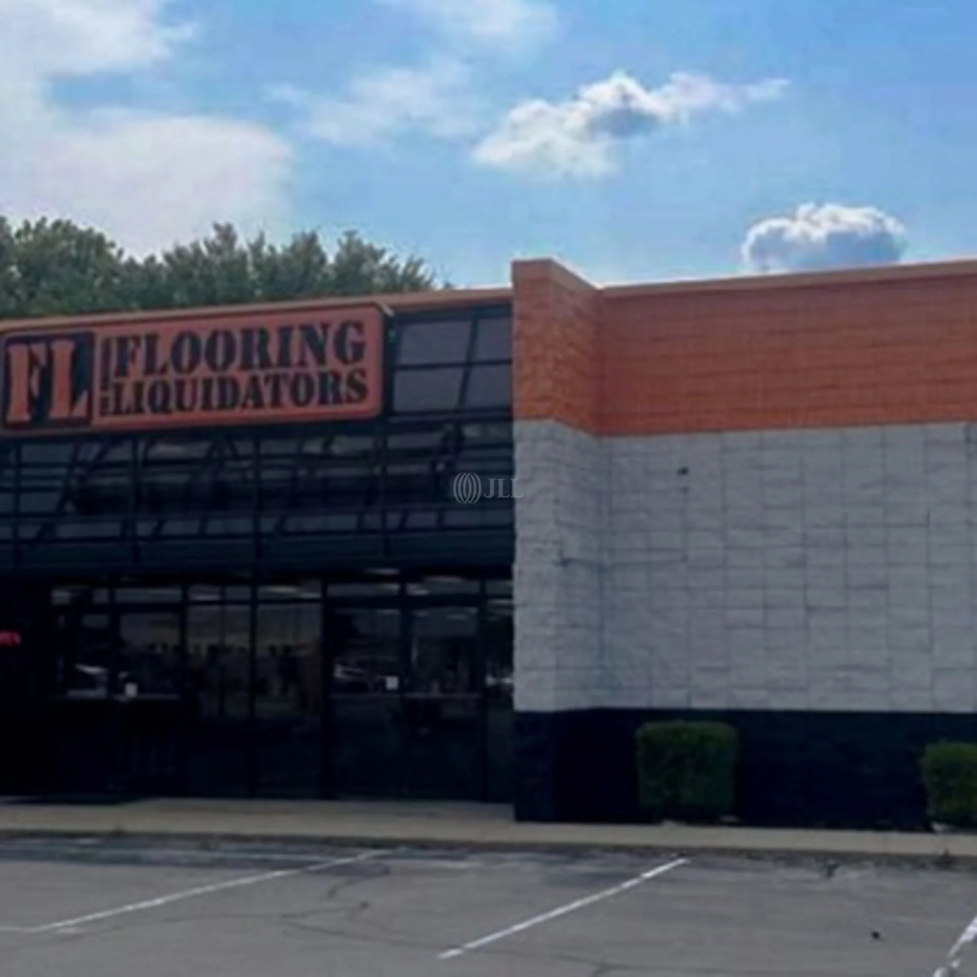 120 N Range Line Rd — Sale in Joplin, MO, photo 2 of 4