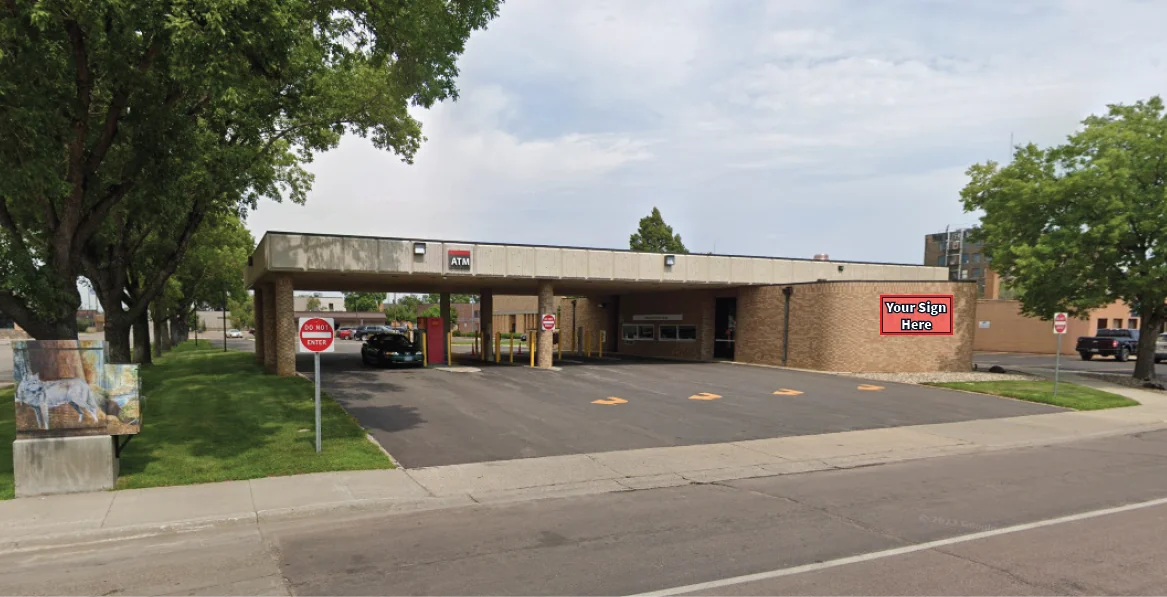 116 3rd Ave SW — Sale in Aberdeen, SD, photo 1 of 8