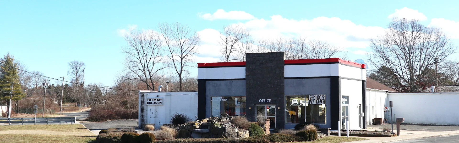 1471 Pulaski St - photo 4 - Riverhead, NY