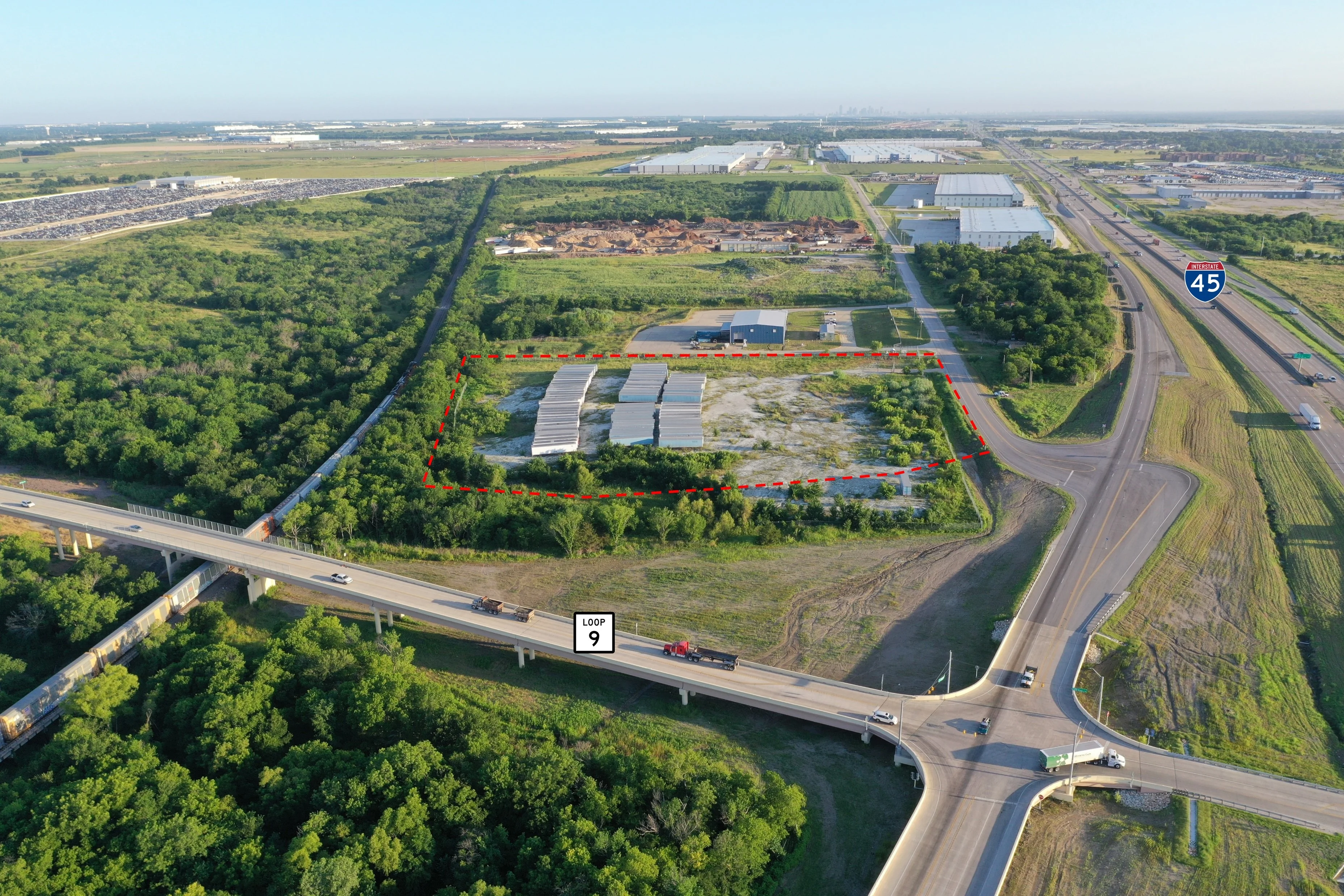 102 Millers Ferry Rd - land in Wilmer, TX