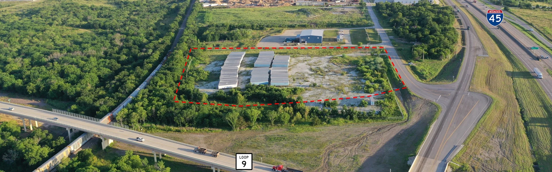 102 Millers Ferry Rd - photo 4 - Wilmer, TX
