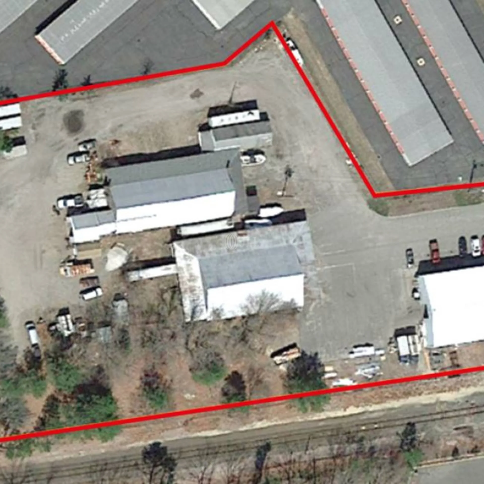 95 Mill Rd — Sale in Riverhead, NY, photo 3 of 4