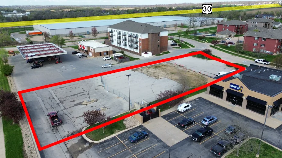 5721 C St SW - land in Cedar Rapids, IA