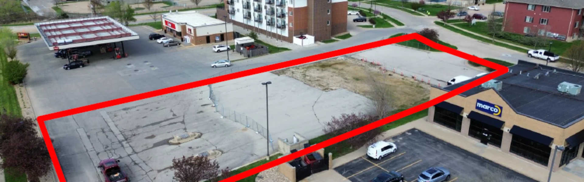 5721 C St SW - photo 4 - Cedar Rapids, IA