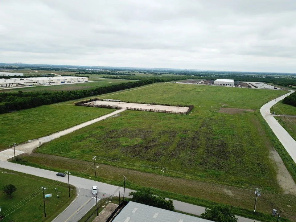 SW of Easy Dr & 7th Ave — Sale in Mansfield, TX, photo 3 of 8