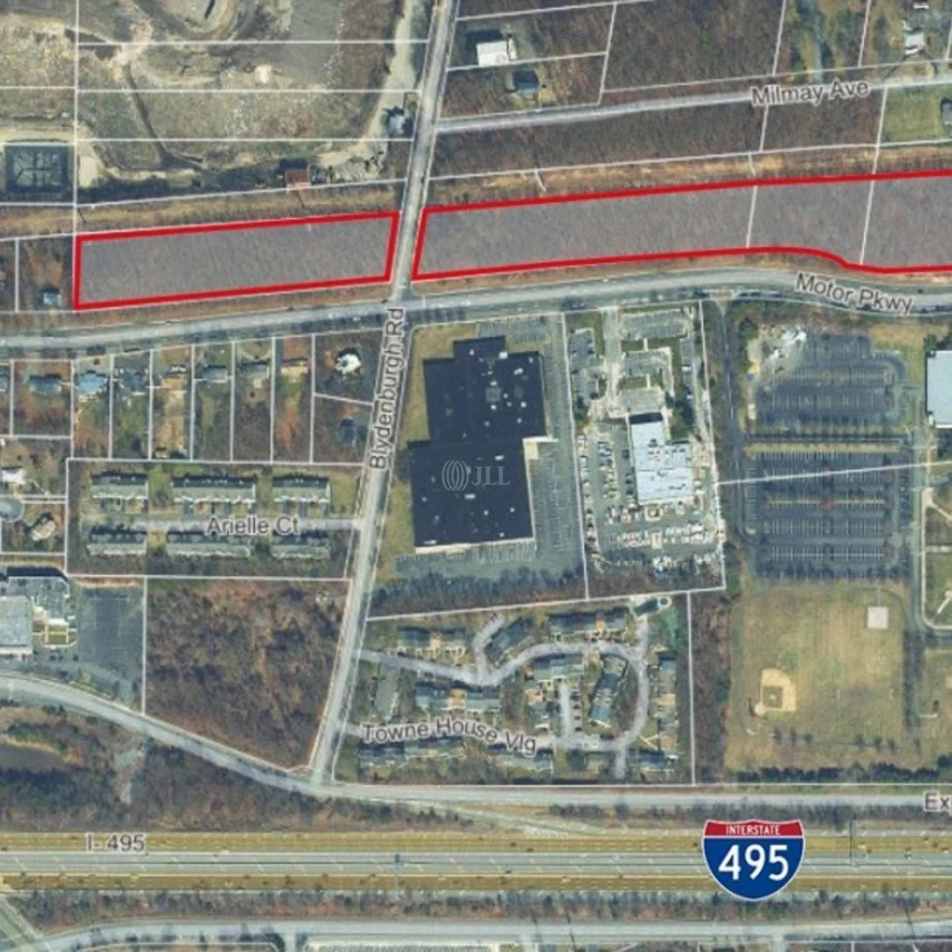 Motor Parkway & Blydenburgh Road — Sale in Hauppauge, NY, photo 2 of 4