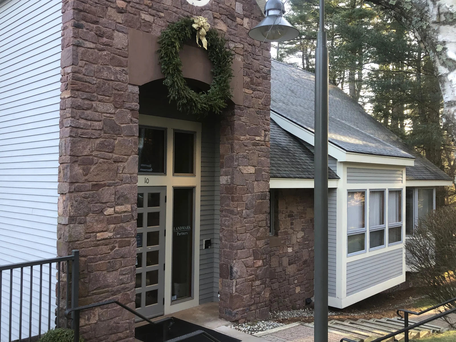 Office in Simsbury, CT — Sale in Simsbury, CT, photo 3 of 8