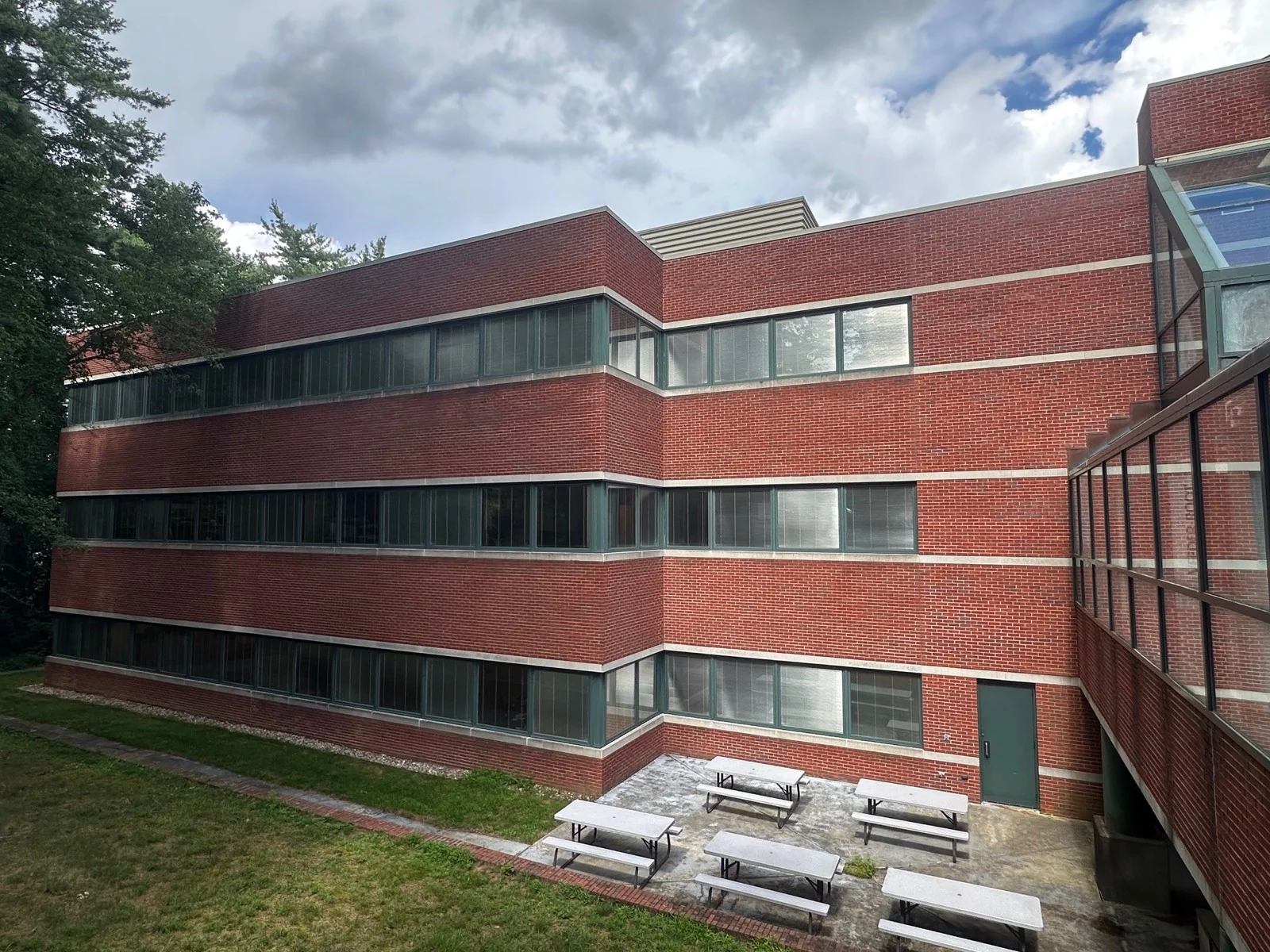 Office in Simsbury, CT — Sale in Simsbury, CT, photo 5 of 5