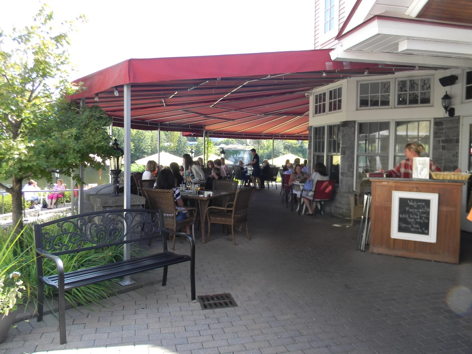 The Water's Edge Lighthouse Restaurant — Sale in Schenectady, NY, photo 5 of 8