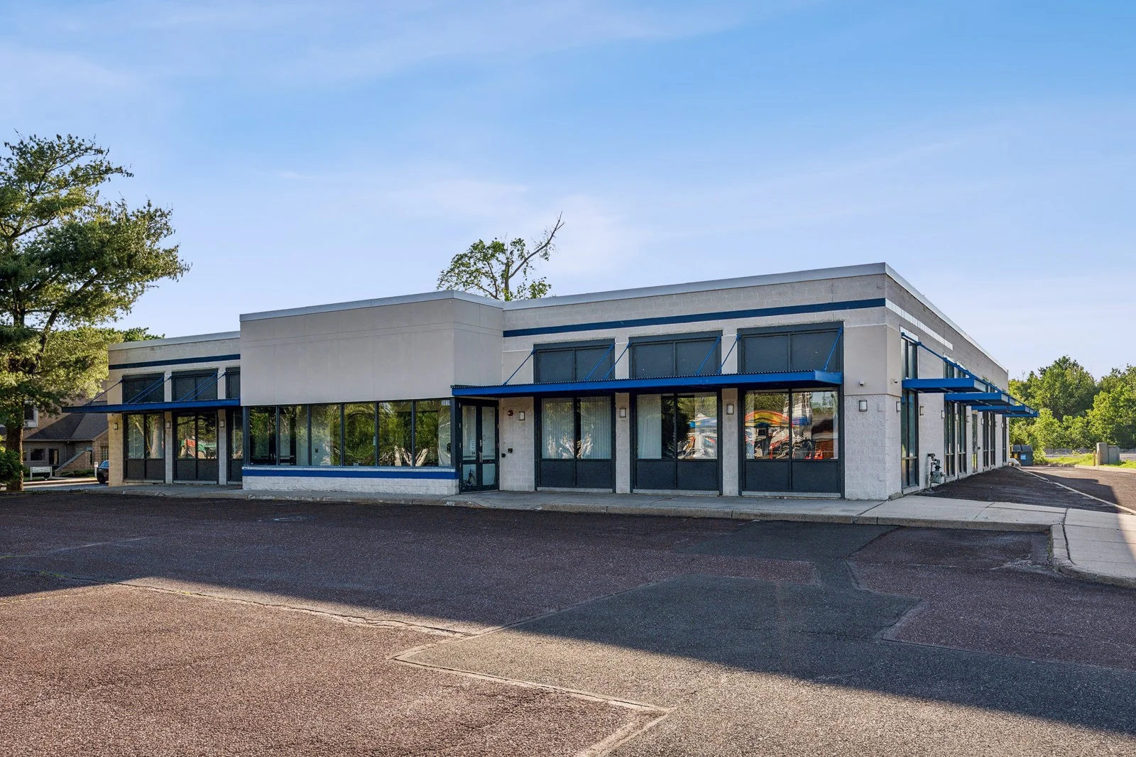 Office in bensalem, PA — Sale in Bensalem, PA, photo 1 of 1
