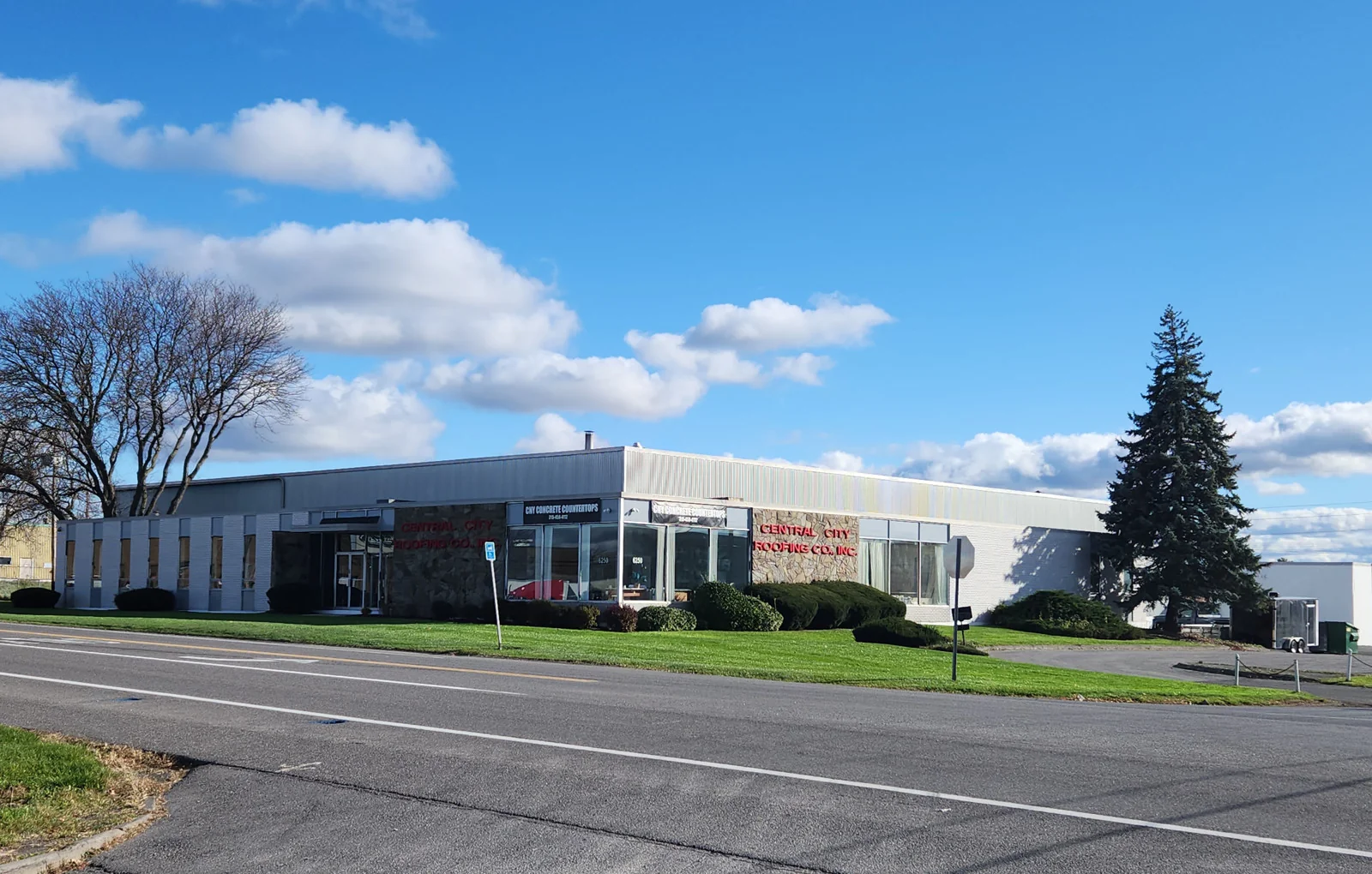 Industrial in East Syracuse, NY — Sale in East Syracuse, NY, photo 5 of 8