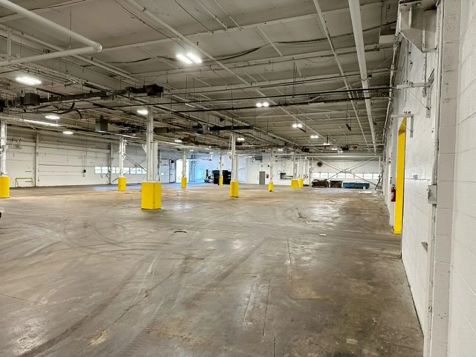 Industrial in Baldwinsville, NY — Sale in Baldwinsville, NY, photo 3 of 8