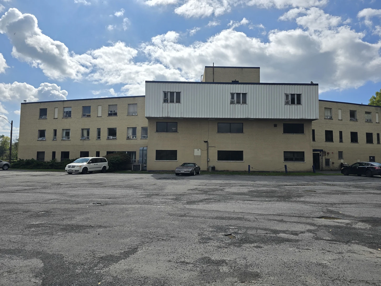 Lakeview Apartments — Sale in Seneca Falls, NY, photo 3 of 5