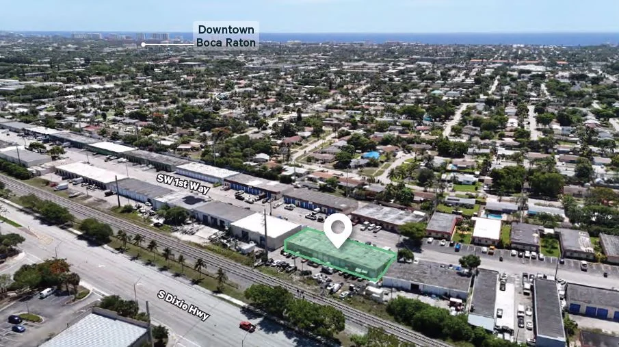 Deerfield Beach Small-Bay — Sale in Deerfield Beach, FL, photo 1 of 6