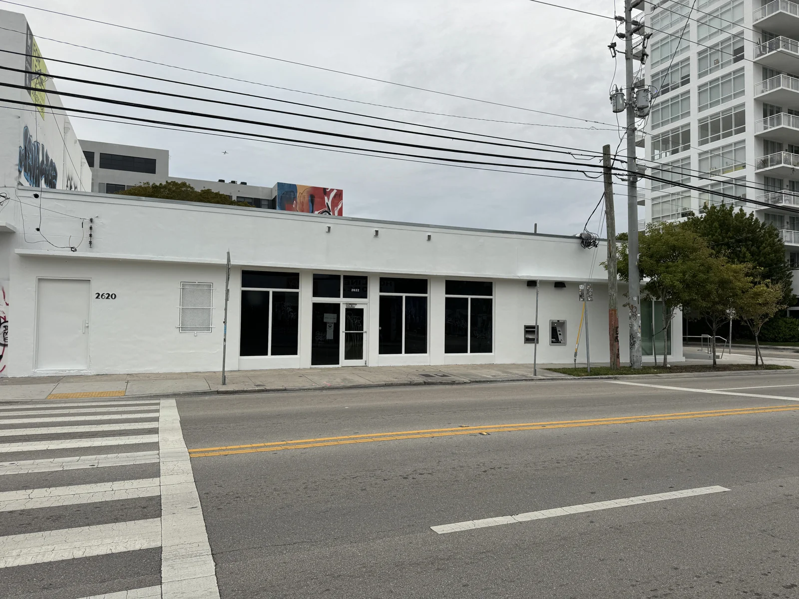 Retail in Miami, FL — Sale in Miami, FL, photo 7 of 8