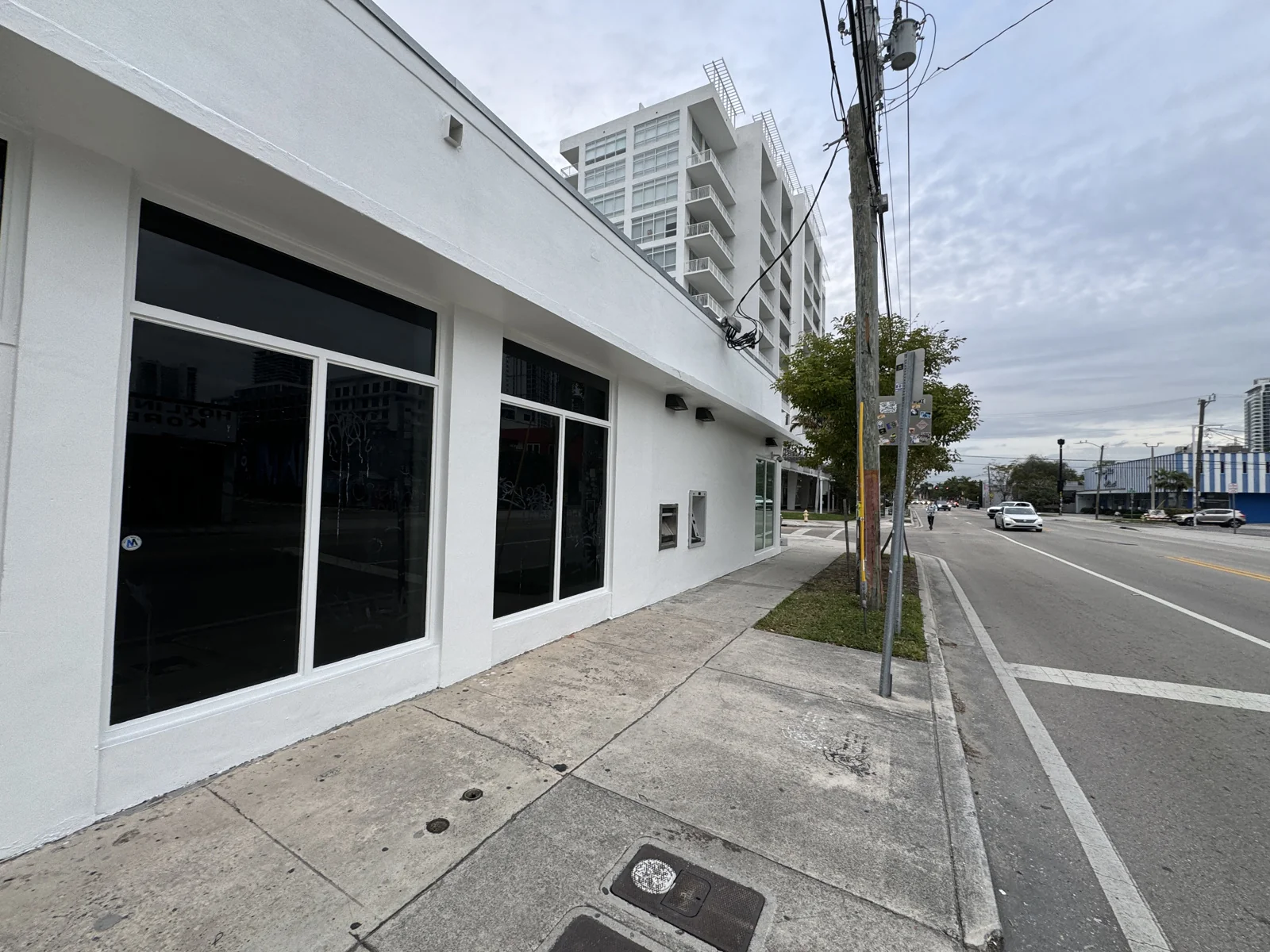 Retail in Miami, FL — Sale in Miami, FL, photo 8 of 8