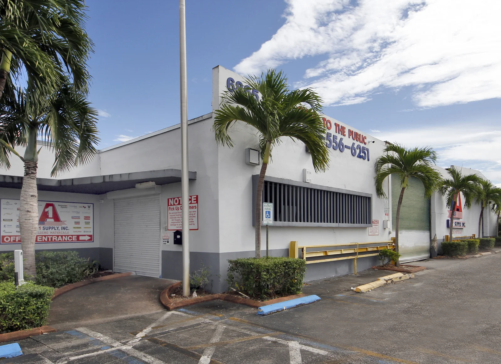 Miami Warehouse — Sale in Miami, FL, photo 1 of 8