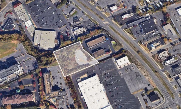 1721 & 1741 E Market Street — Sale in Harrisonburg, VA, photo 1 of 2