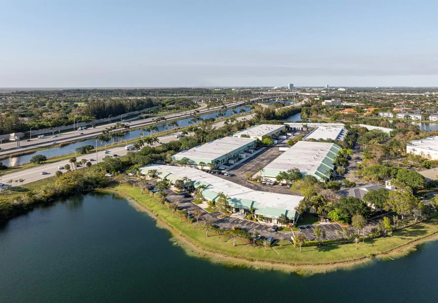 Office in Sunrise, FL — Sale in Sunrise, FL, photo 1 of 3