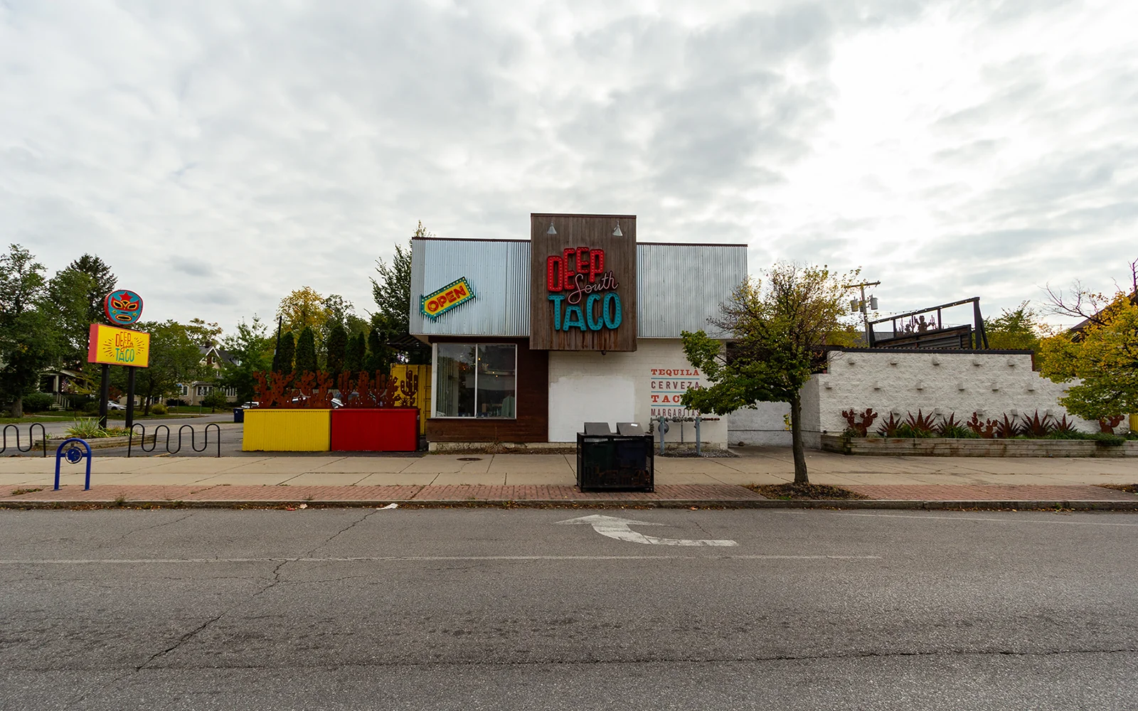 Retail in Buffalo, NY — Sale in Buffalo, NY, photo 1 of 7