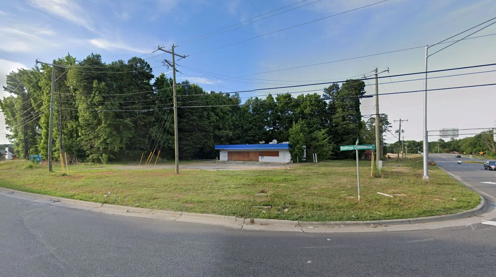 Retail / Mixed Use / Multi-family Use Site — Sale in Matthews, NC, photo 3 of 6