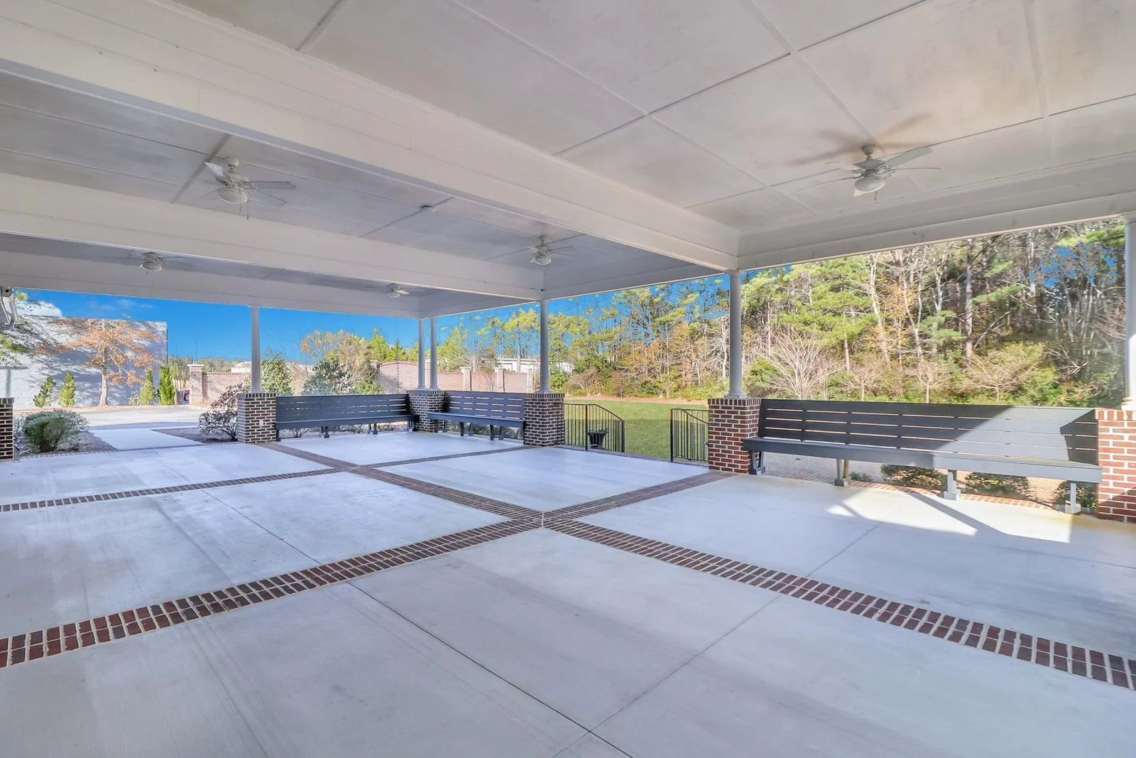 1204 N Columbia Ave — Sale in Rincon, GA, photo 4 of 8