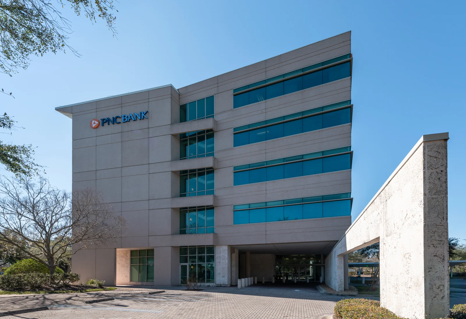 PNC Bank — Sale in Jacksonville, FL, photo 3 of 8