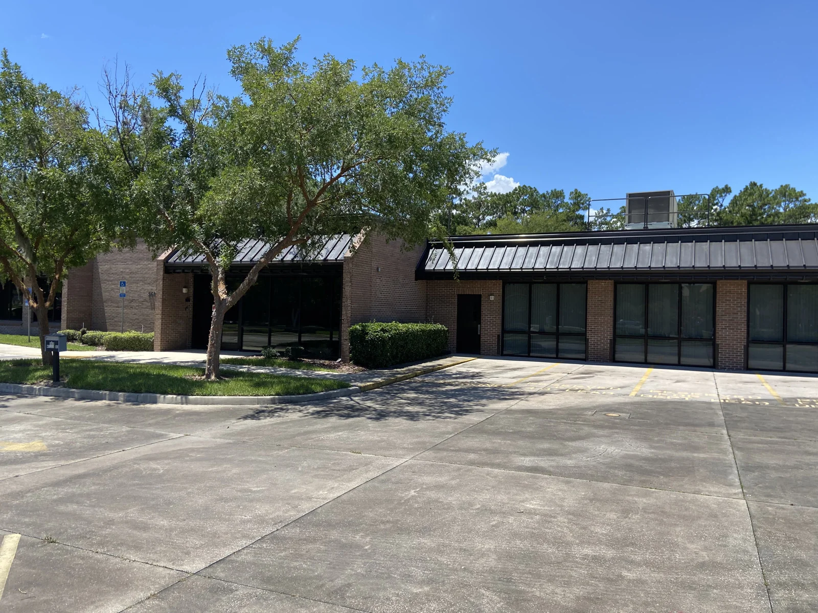 Office in Orange Park, FL — Lease in Orange Park, FL, photo 2 of 8