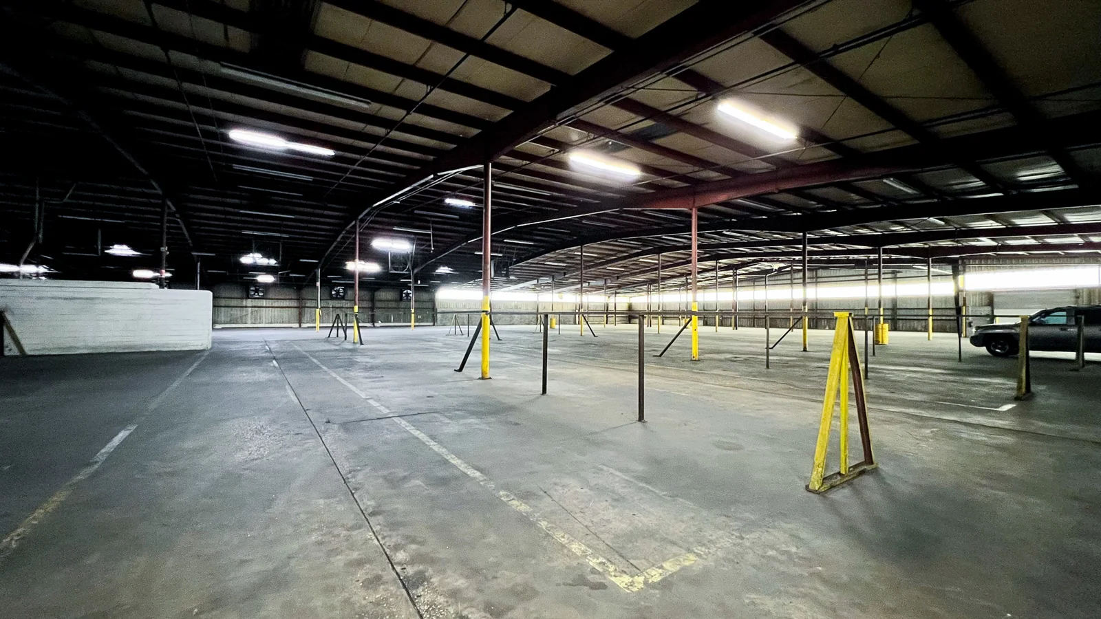 53,329 SF | Move-in-Ready — Sale in Lakeland, FL, photo 2 of 8