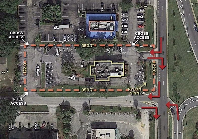 Retail in Leesburg, FL — Sale in Leesburg, FL, photo 1 of 3