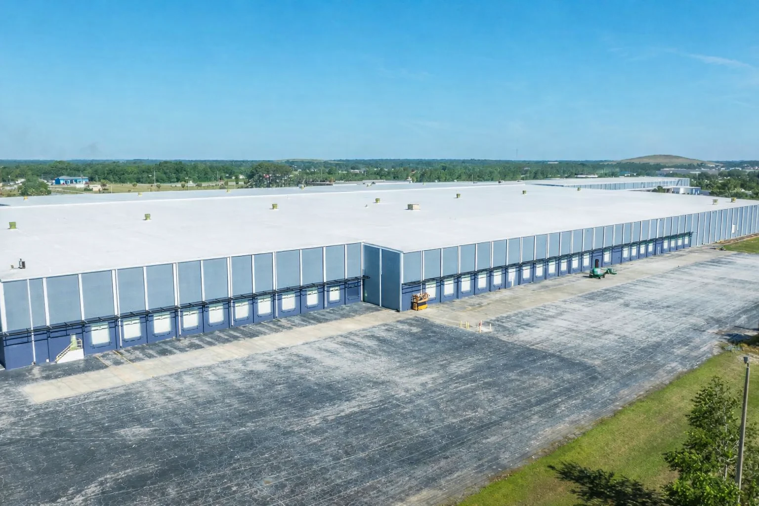 Ocala Manufacturing & Distribution Center — Lease in Ocala, FL, photo 1 of 7