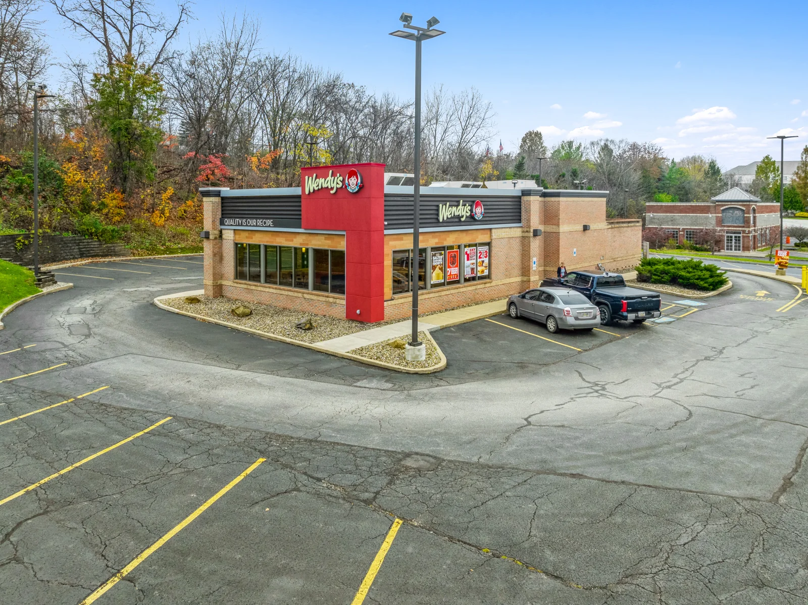 Freestanding Former Drive-Thru Restaurant — Lease in Twinsburg, OH, photo 2 of 4