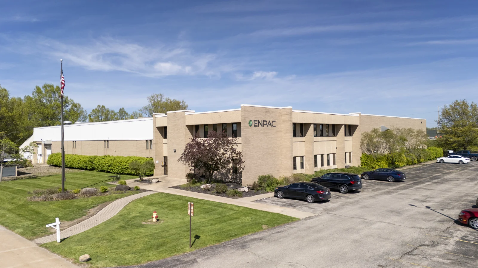 FREESTANDING INDUSTRIAL BUILDING