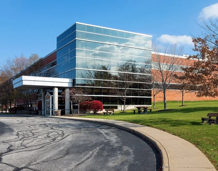 Entire Office Building Available for Sale or Lease — Lease in Euclid, OH, photo 2 of 6