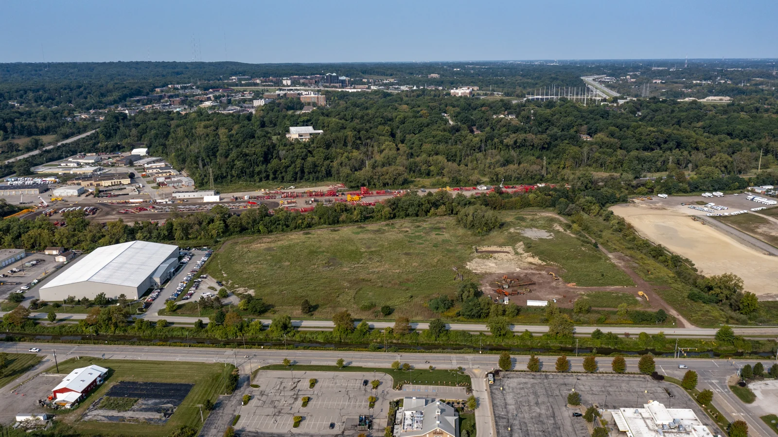 Towpath Commerce Center — Sale in Valley View, OH, photo 2 of 4