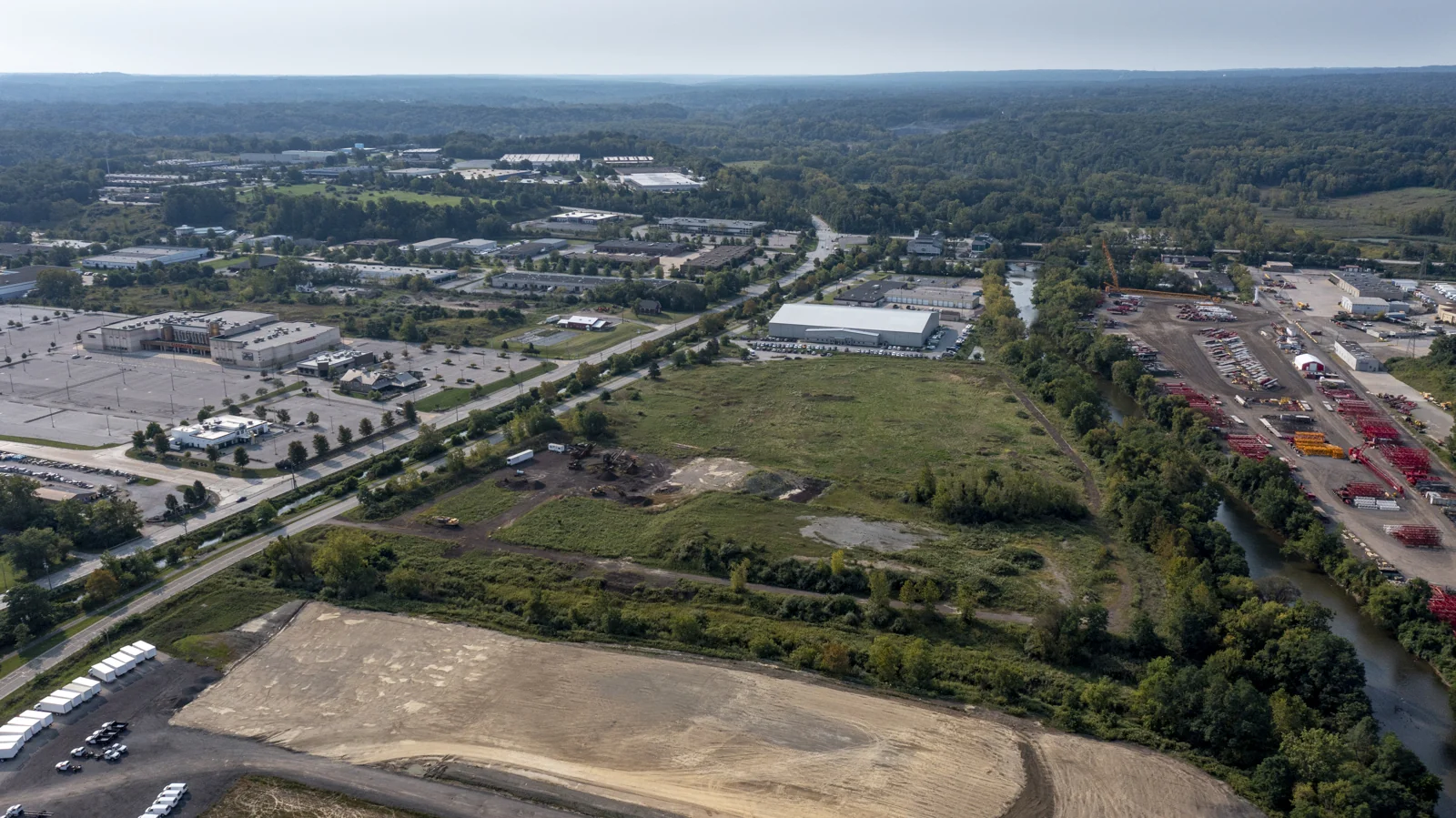 Towpath Commerce Center — Sale in Valley View, OH, photo 4 of 4