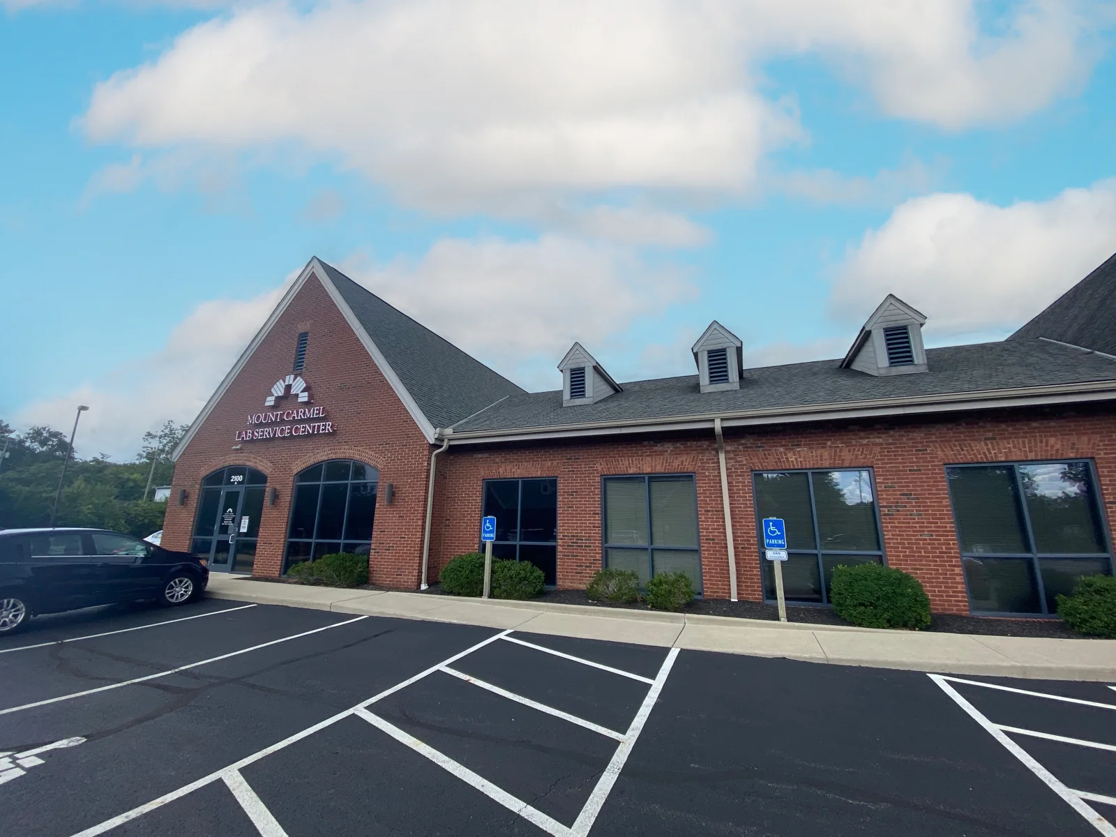 2100 Marble Cliff Office Park — Sale in Columbus, OH, photo 3 of 3
