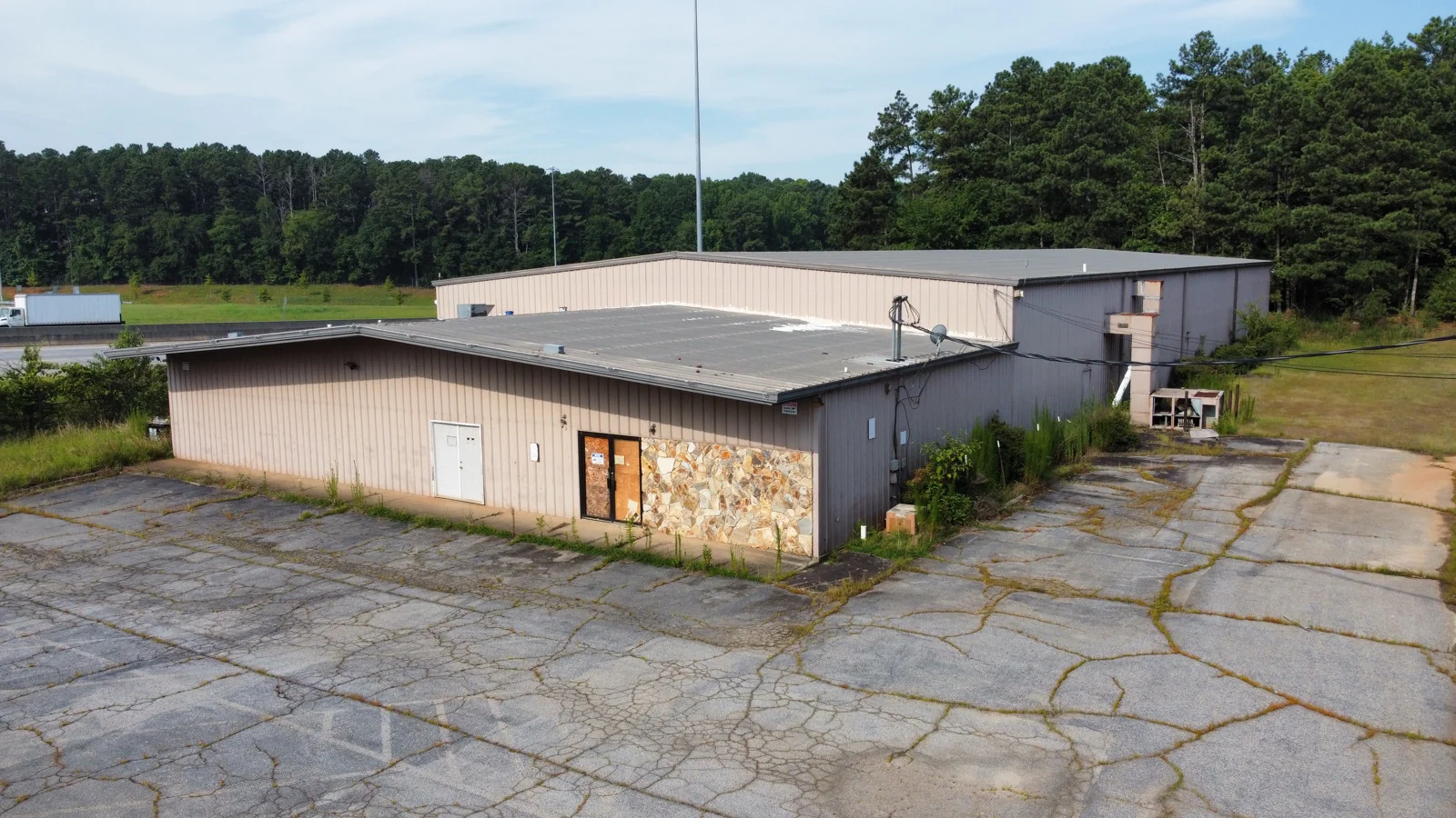 Industrial in Covington, GA — Sale in Covington, GA, photo 3 of 3