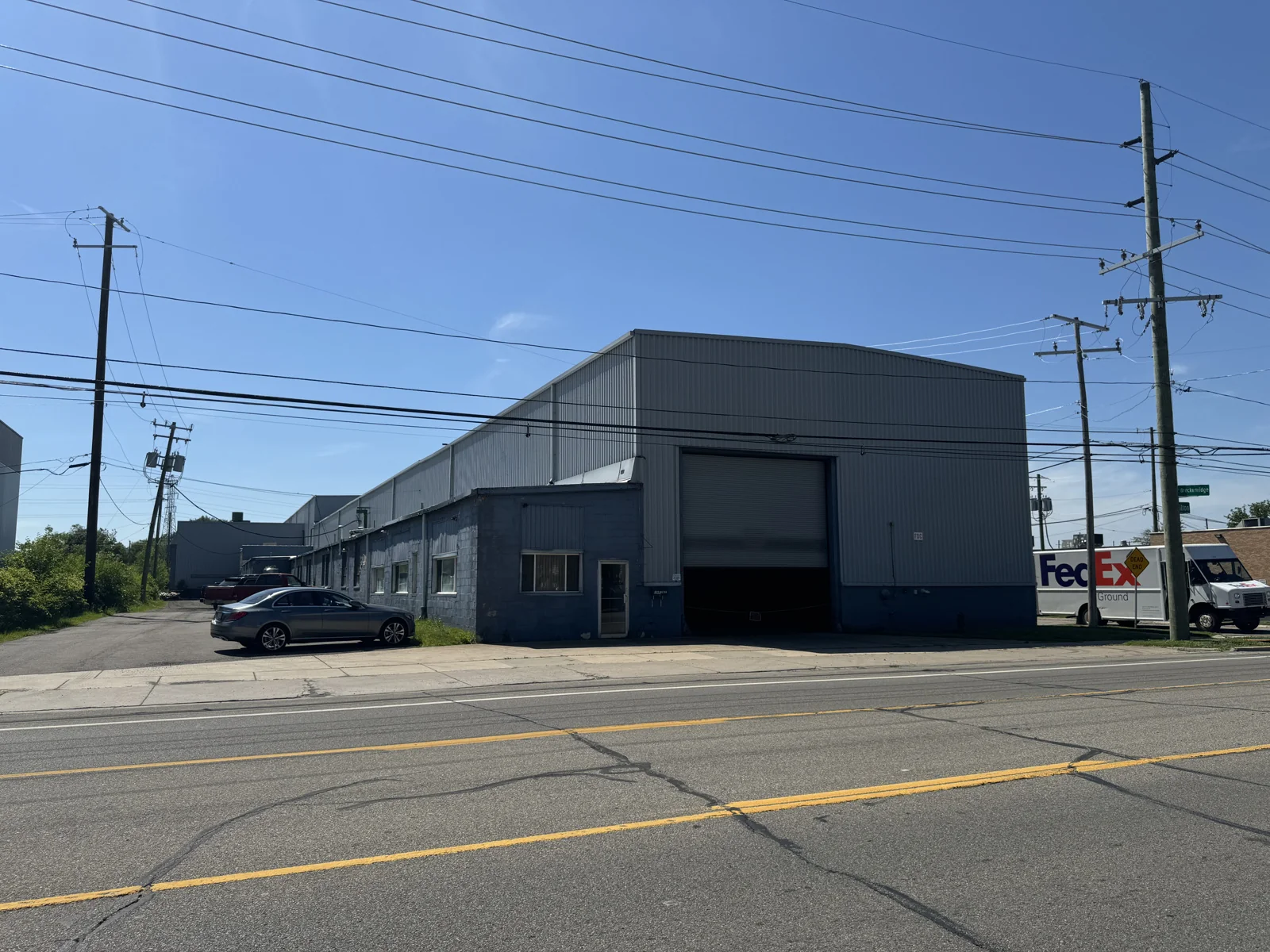 1975 Hilton Rd — Lease in Ferndale, MI, photo 1 of 1