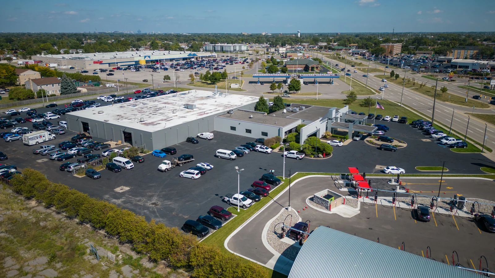Retail in Southgate, MI — Sale in Southgate, MI, photo 2 of 6