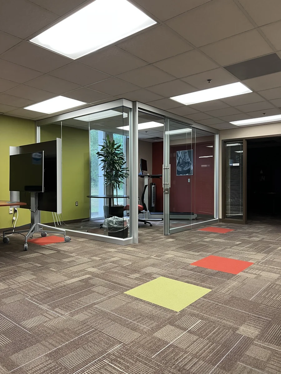 Office in Southfield, MI — Sale in Southfield, MI, photo 3 of 8